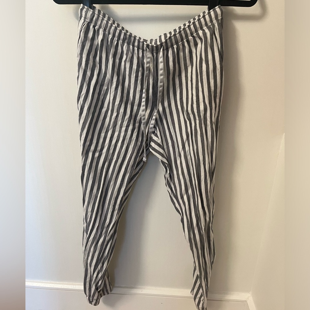 Victoria’s Secret White Grey Striped Drawstring Pajama Pants